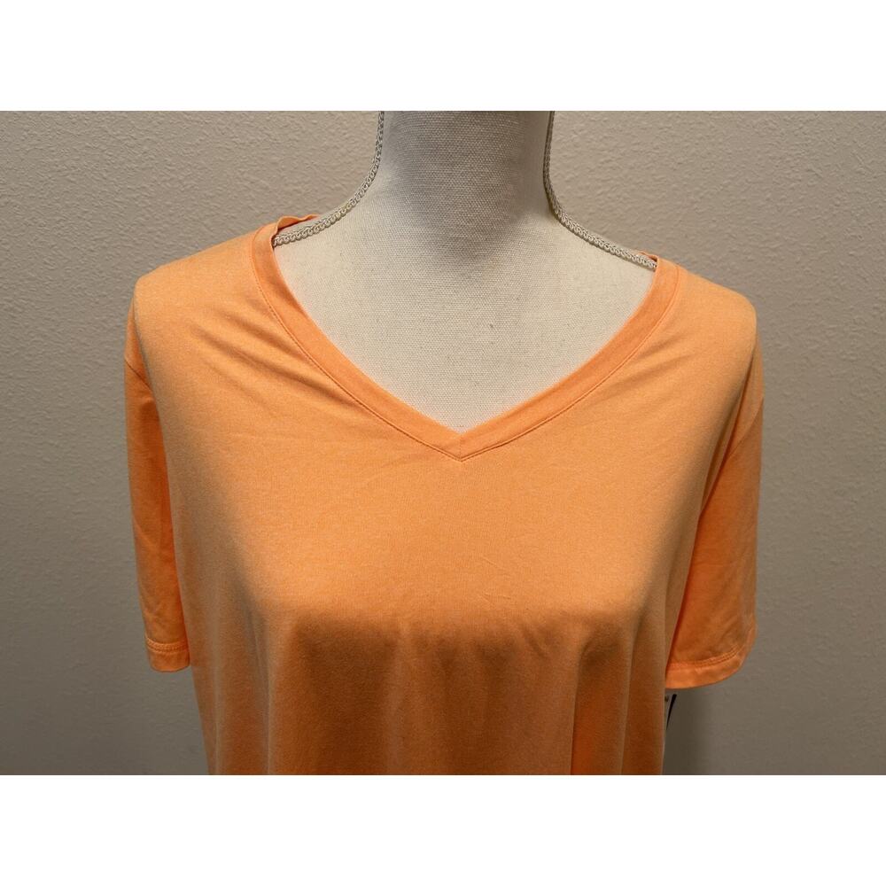 ID Ideology Women's Plus Size Curved-Hem V-Neck To Melon Sorbet Choose Your Size - Picture 2 of 6